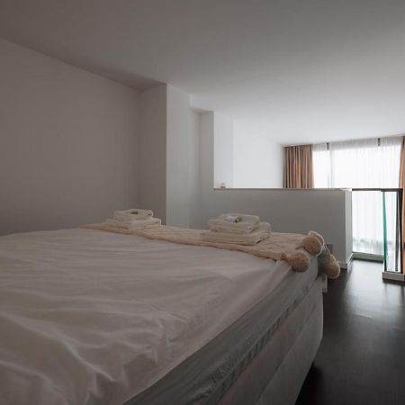 Skau Eurovea Duplex Apartment Danube Exclusive View Free Parking Pressburg Exterior foto